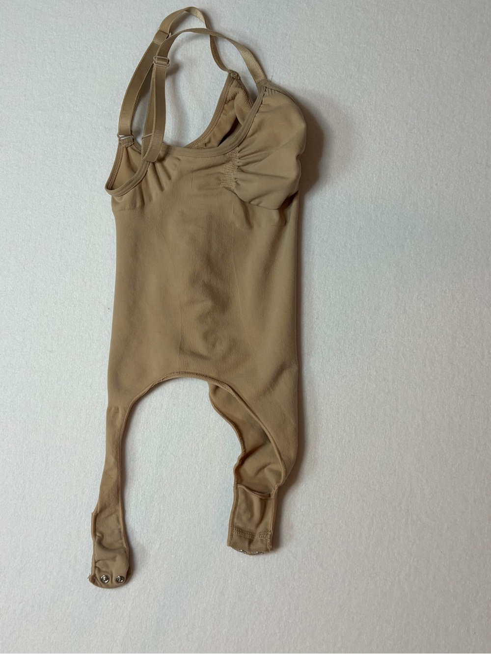 SKIMS Nude/Tan Bodysuit Shapewear-S/M - Picture 7 of 7